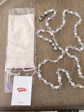 LSA Beaded Phone Case Chain Strap in Clear/White